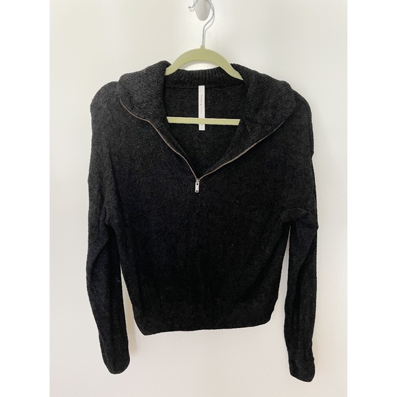 Aritzia The Group by Babaton Mock Neck 1/4 Zip Chenille Sweater Black M - Picture 1 of 6